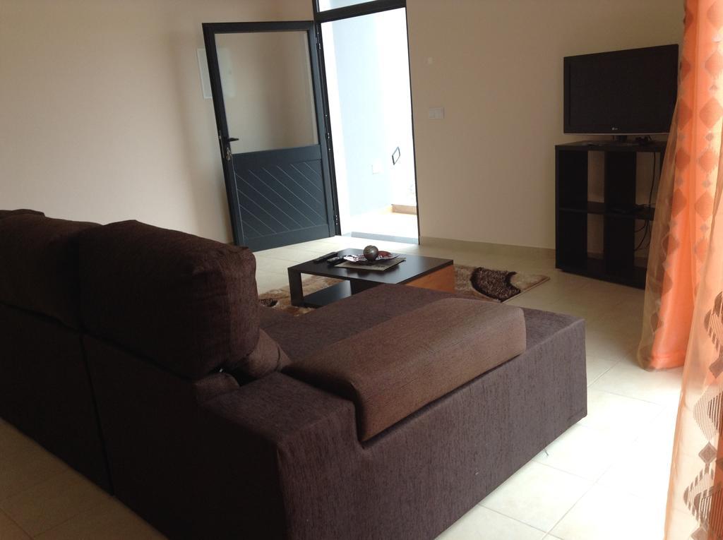 Casa Mao-Cheia Apartment Arco da Calheta  Luaran gambar